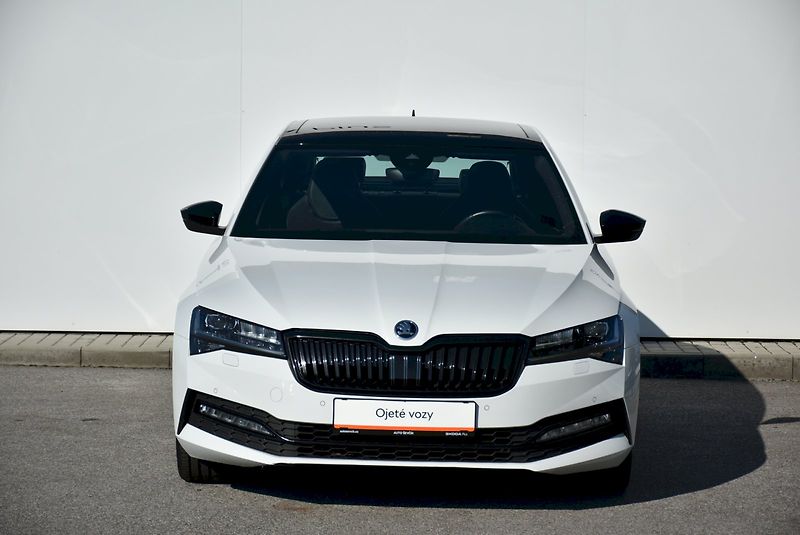 Škoda Superb (2021) Sportline 1.5 TSI DSG - fotka 7 z 35