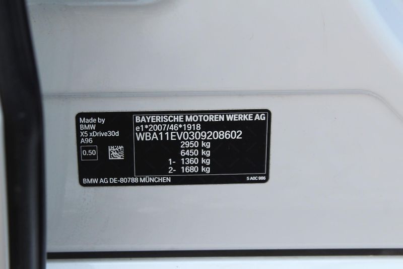 BMW X5 xDrive30d - fotka 23 z 23