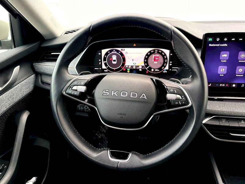 Škoda Octavia (2024) DSG 2.0 TDI / 110 kW / TOP SEL - fotka 6 z 31