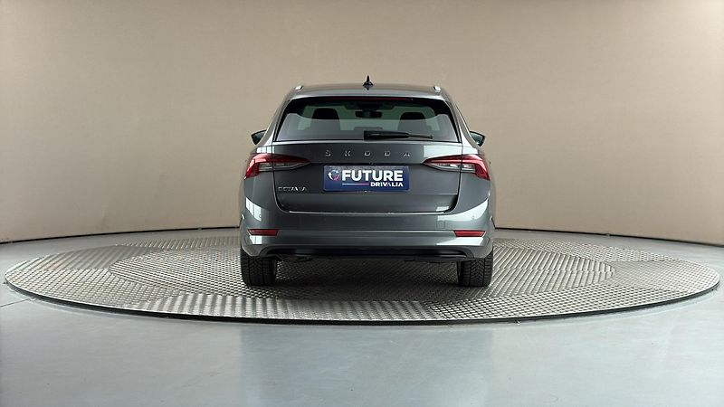 Škoda Octavia 2.0 TDI Style Combi - fotka 5 z 26