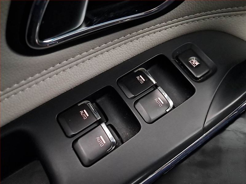 Kia Ceed (2016) 1.6 GDI, Navi, Tempomat - fotka 18 z 19