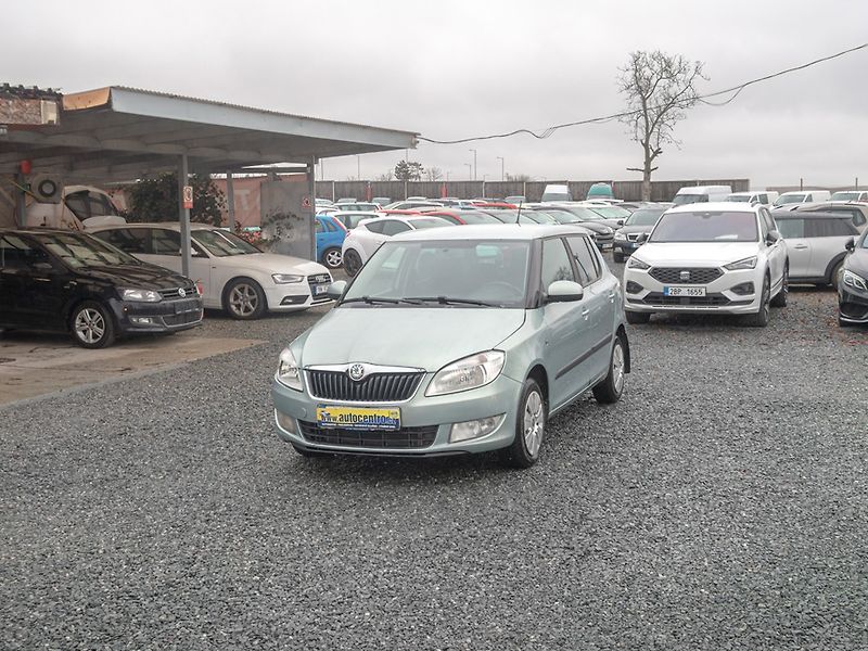 Škoda Fabia (2011) 1.2HTP 51KW – KLIMA - fotka 1 z 30