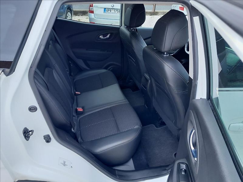 Renault Kadjar 1,2 TCe 96kW LIMITED - fotka 26 z 55
