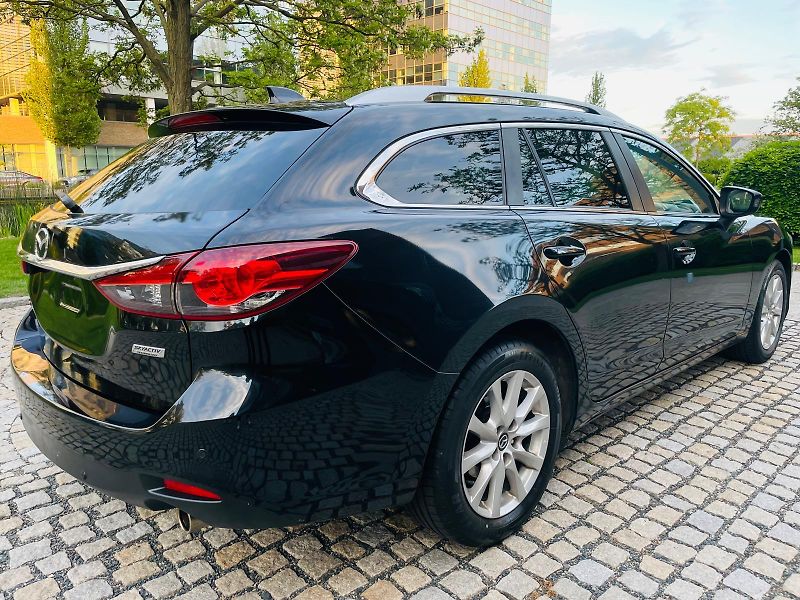 Mazda 6 2.0i 1.MAJITEL VÝHŘEV SENZORY - fotka 12 z 49