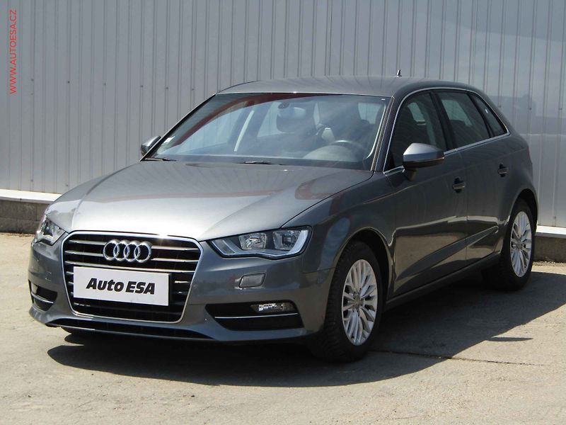 Audi A3 (2013) 1.4 TFSi, AT, navi, park - fotka 3 z 18