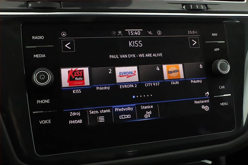 Volkswagen Tiguan (2022) 1.4 TSI eHybrid - fotka 9 z 19