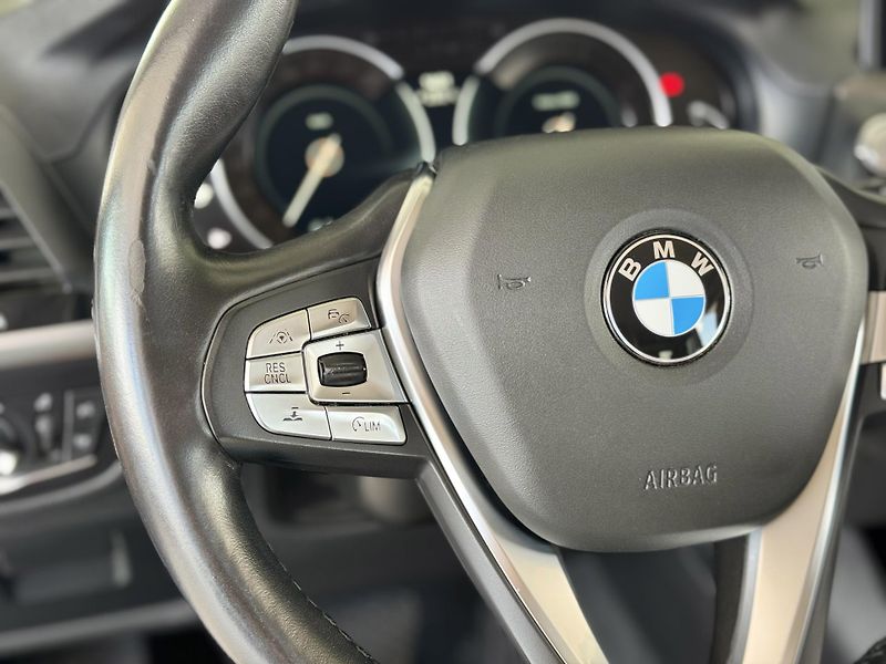 BMW X3 30d xDrive*X-LINE*LED*KeyLess - fotka 28 z 41