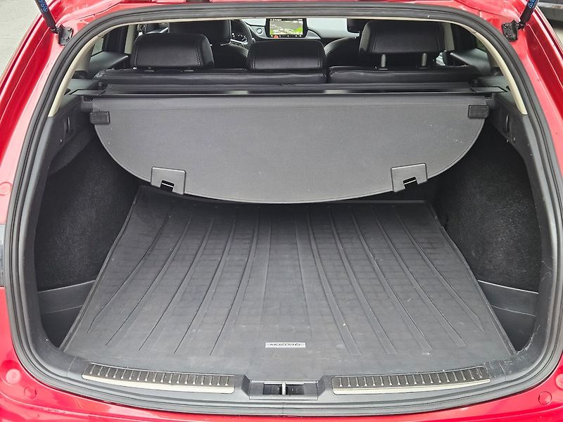 Mazda 6 2,5i SKYACTIV-G,Revolution Top - fotka 32 z 35