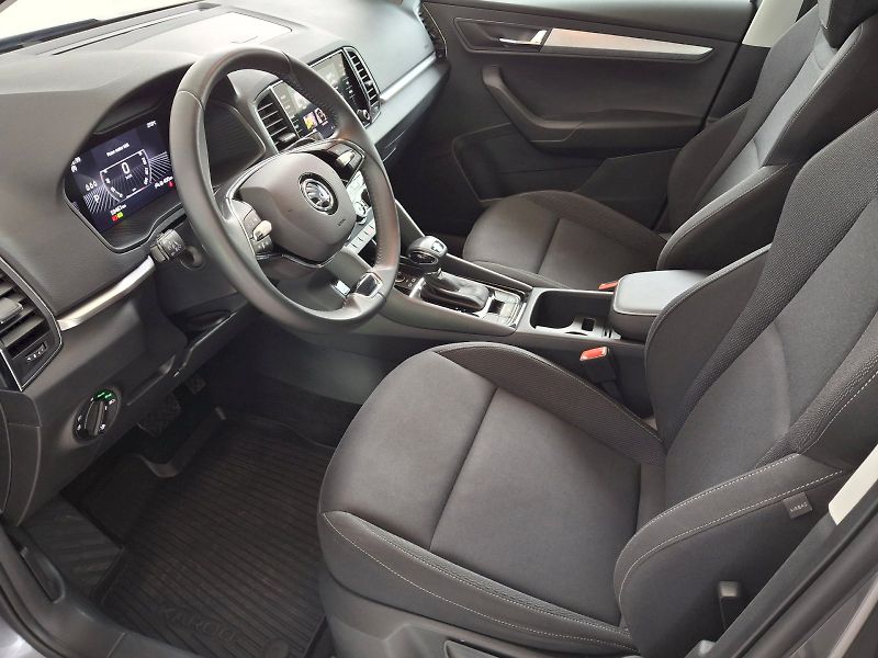Škoda Karoq (2023) Ambition DSG 1,5TSi 110kW - fotka 6 z 32
