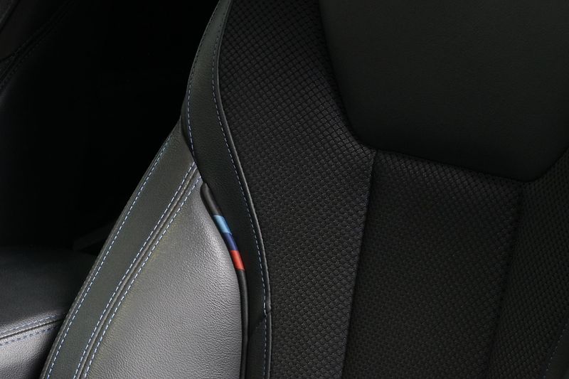 BMW X4 Xdrive30i,M-Paket,Tažné,Kamera - fotka 19 z 33