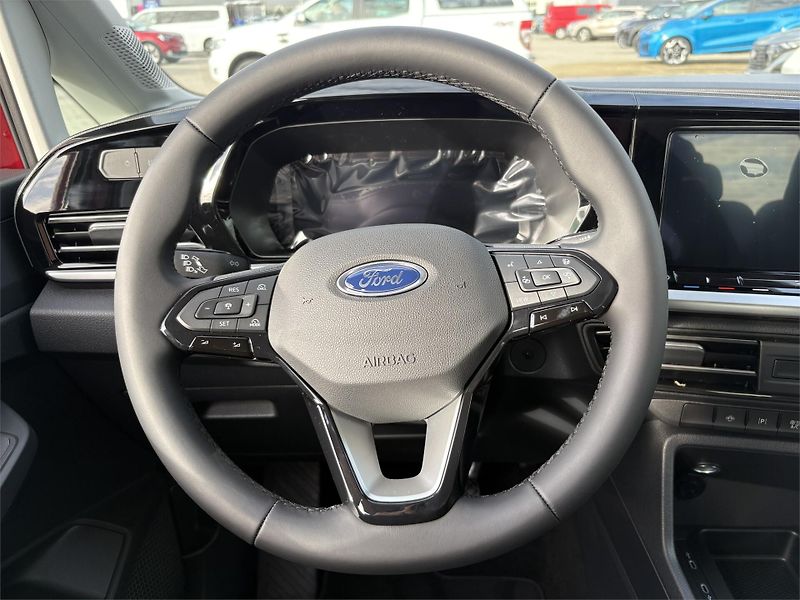 Ford Tourneo Connect (2026) Titanium, Tourneo, 2.0 EcoBlue - fotka 16 z 19