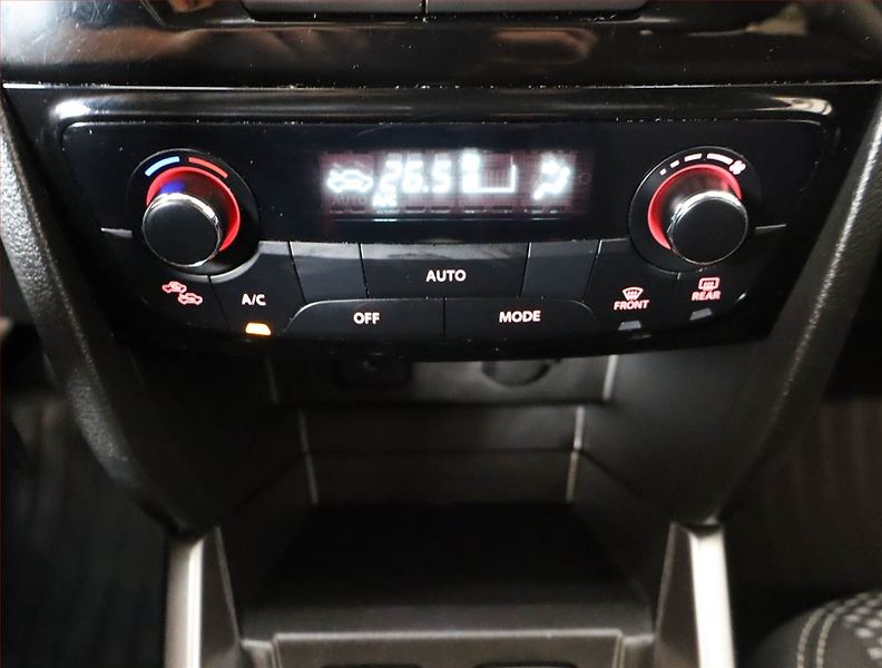 Suzuki Vitara (2021) 1.4 BoosterJet, ČR,1.maj - fotka 17 z 21