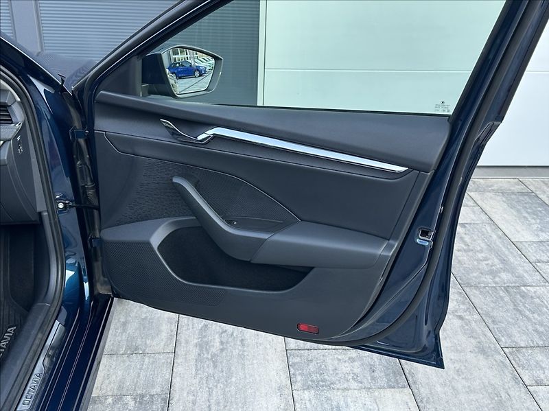 Škoda Octavia 1,5 TSI 150PS  Style M/T - fotka 18 z 60