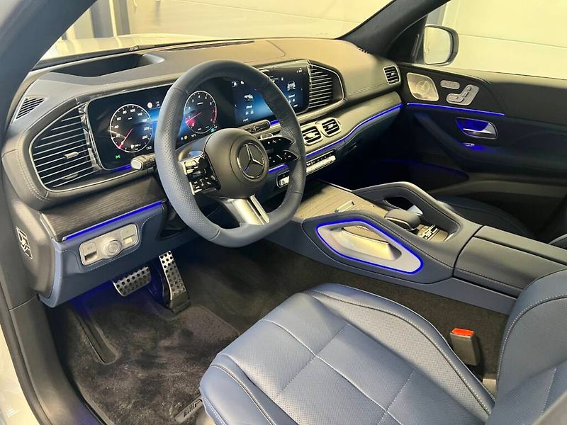 Mercedes-Benz GLS (2026) 580 4MATIC - fotka 2 z 6