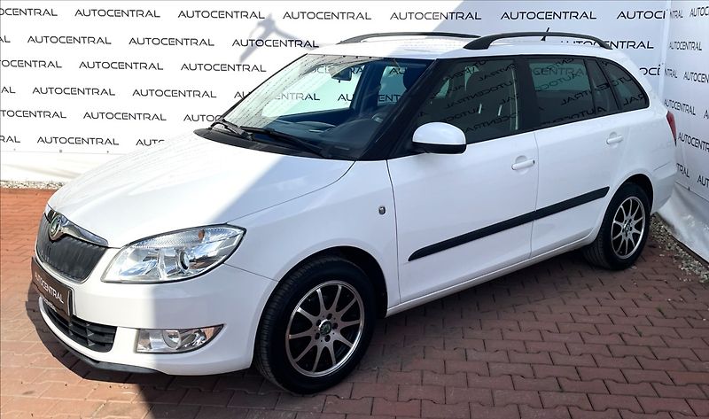 Škoda Fabia 1,2 tsi 63kW Family servisován - fotka 3 z 21