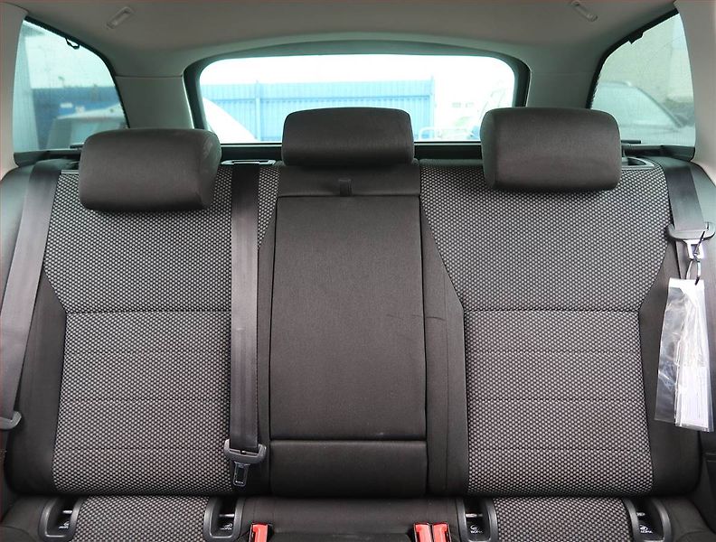 Škoda Octavia (2014) Ambition 2.0 TDI, Serv.kniha - fotka 10 z 19