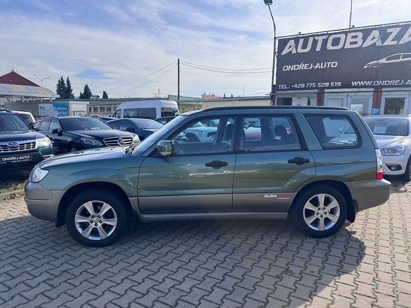 Subaru Forester (2005) 4X4 2,0i 116 KW TAŽNÉ - fotka 3 z 43
