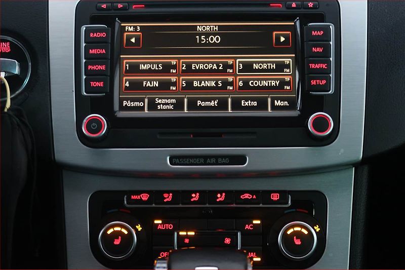 Volkswagen Passat CC (2009) Highline 2.0 TDI, Automat - fotka 12 z 20