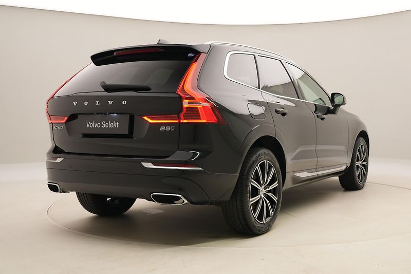 Volvo XC60 B5 AWD INSCRIPTION AUT  - fotka 13 z 51