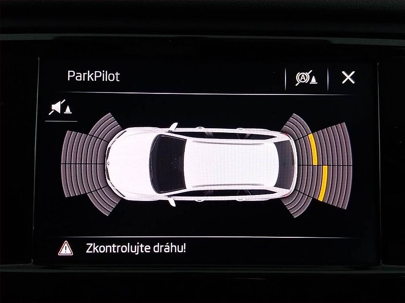 Škoda Octavia (2018) Ambition 1.0 TSI, Tempomat - fotka 18 z 18