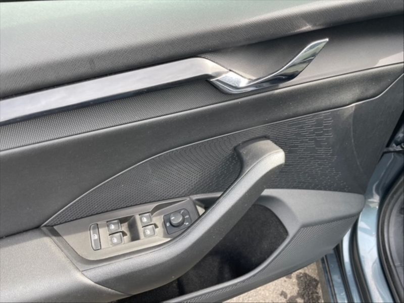 Škoda Octavia 2,0 TDI 85 Ambition - fotka 11 z 11