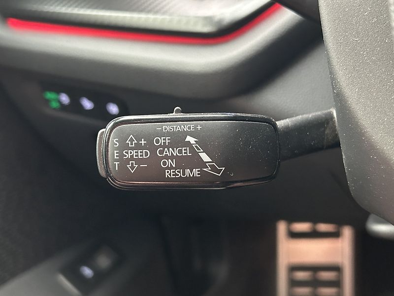 Škoda Octavia 2.0 TDI SportLine - fotka 19 z 29