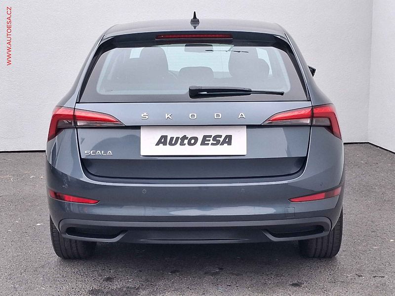 Škoda Scala (2020) 1.0 TSi, AC, park.čidla - fotka 5 z 17