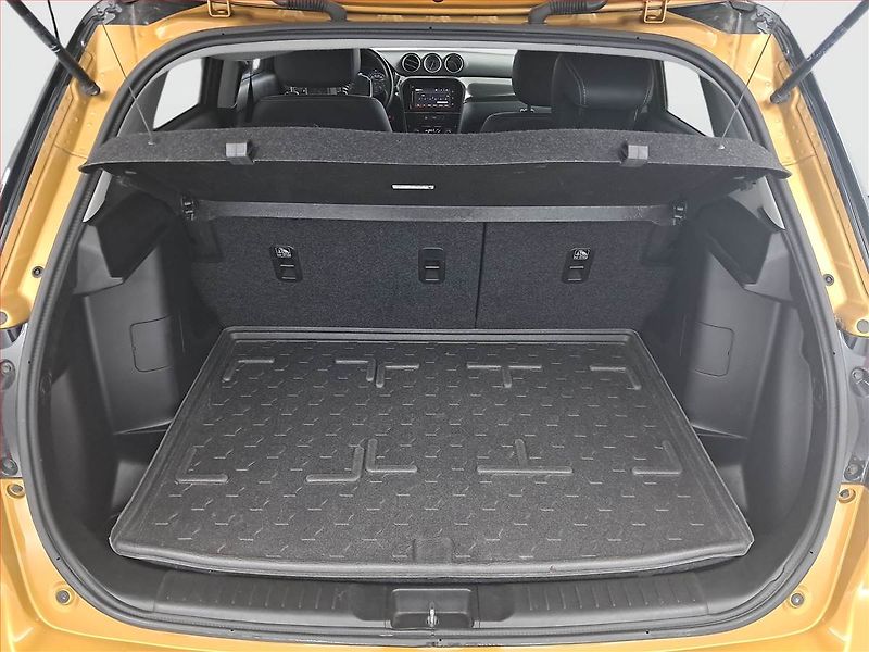 Suzuki Vitara (2021) Elegance 1.4 BoosterJet - fotka 14 z 20