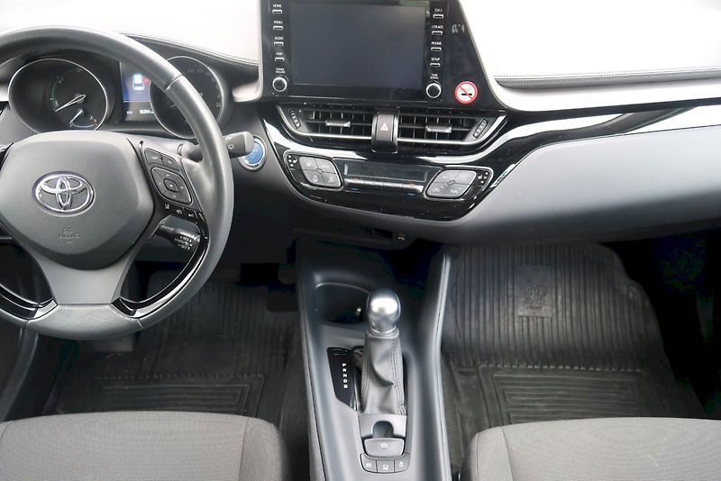Toyota C-HR (2023) Comfort Business 1,8  Hybrid e - fotka 9 z 27