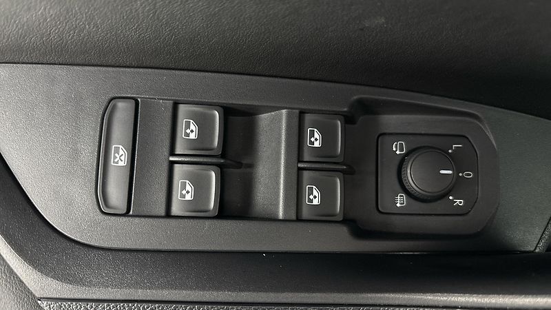 Škoda Kodiaq 2.0 TDI DSG 4x4 L&K - fotka 25 z 32