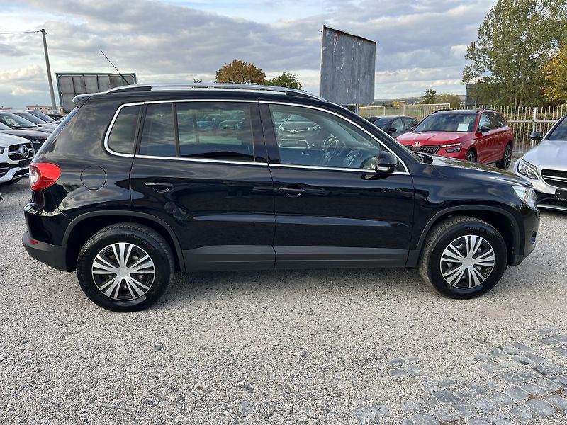 Volkswagen Tiguan (2009) 2.0 TSI 147KW 4x4  - fotka 8 z 21