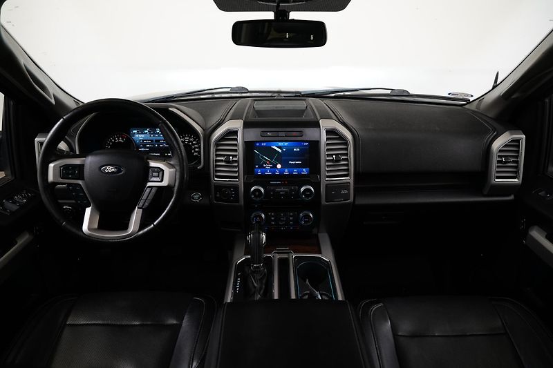 Ford F-150 - fotka 5 z 27