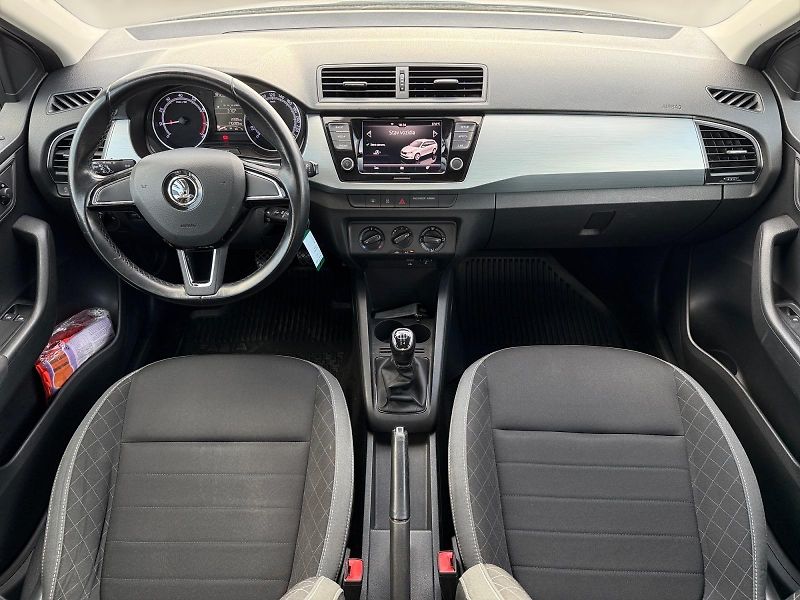 Škoda Fabia (2019) AMBITION 1.0TSI 70kW CZ DPH - fotka 9 z 11