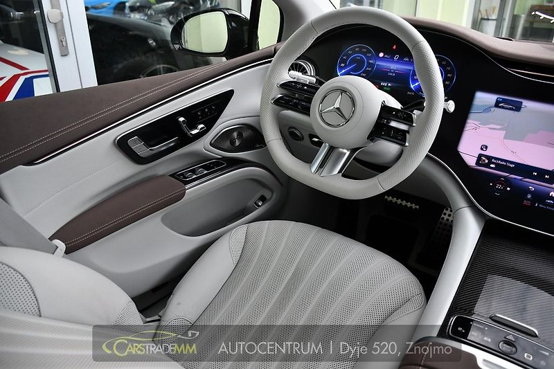 Mercedes-Benz EQS 580 4M HYPERSCREEN K360° 1M - fotka 21 z 59