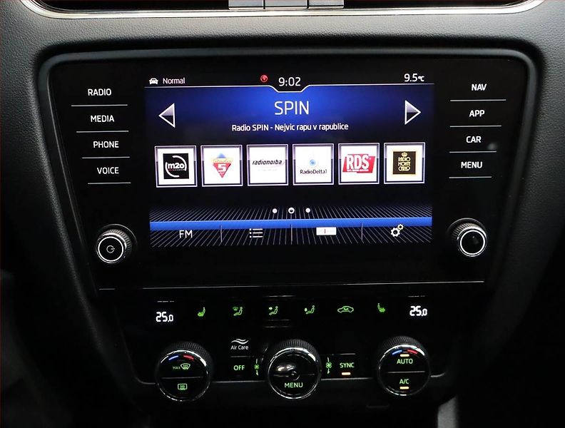 Škoda Octavia (2019) Scout 2.0 TDI, 4X4, Automat - fotka 12 z 19