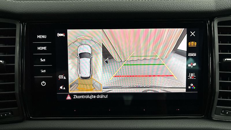 Škoda Kodiaq 2.0 TDI DSG 4x4 Sportline Excl - fotka 12 z 32