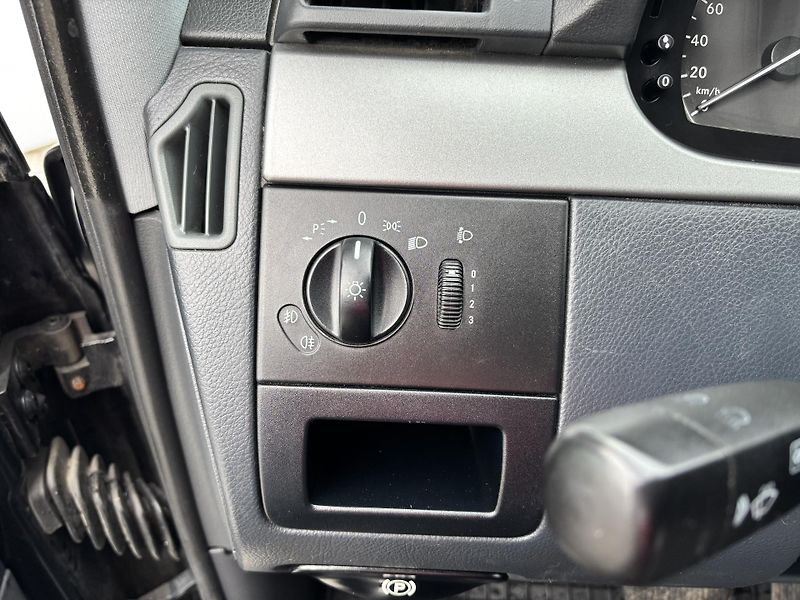 Mercedes-Benz Viano (2012) 3.0CDI V6 165KW  - fotka 22 z 27