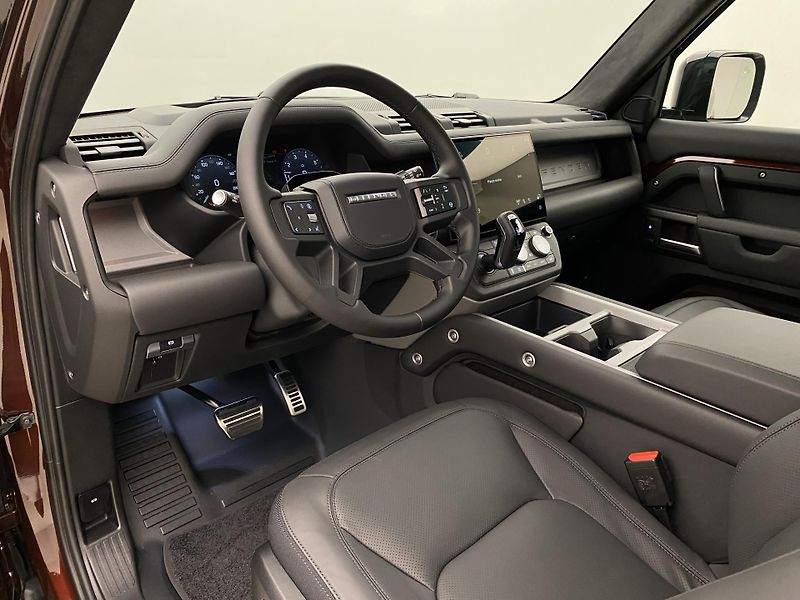 Land Rover Defender (2026) 90 V8 EDITION P525 REZERVACE - fotka 20 z 70