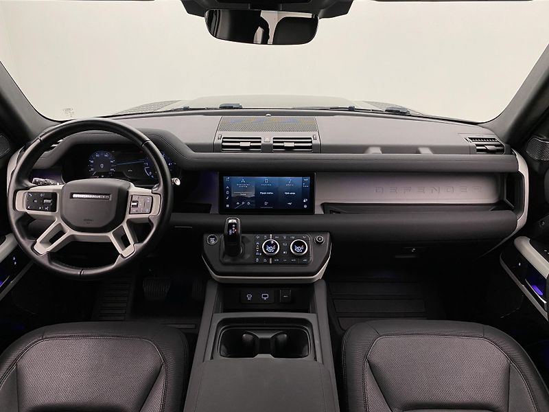 Land Rover Defender 110 D300 X-DYNAMIC SE AWD AUT  - fotka 2 z 46
