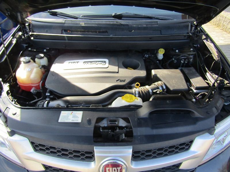 Fiat Freemont (2013) 2.0 JTD 100kW  7 MÍST - fotka 41 z 42