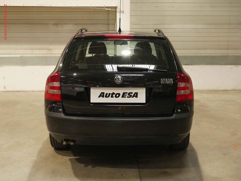 Škoda Octavia (2007) 1.9TDi, 2.maj,ČR, xenon - fotka 5 z 17