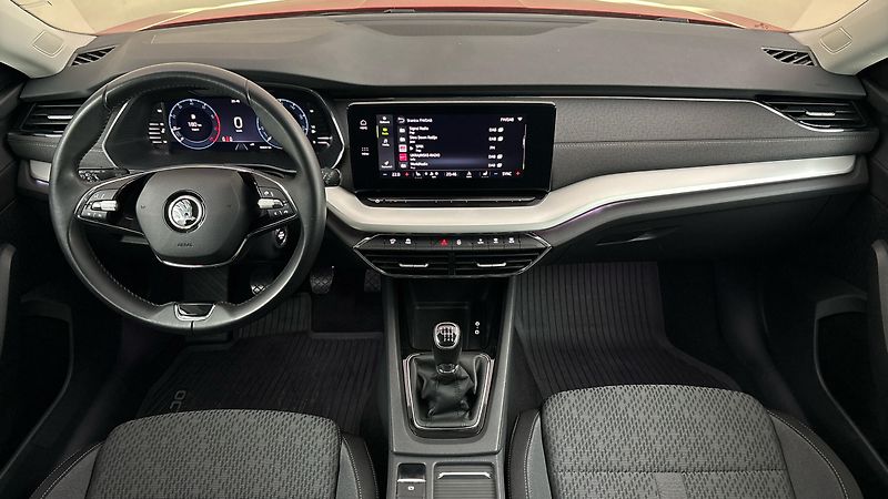 Škoda Octavia 1.5 TSI Style Combi - fotka 8 z 26