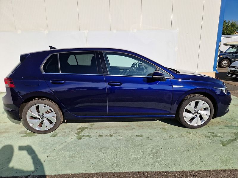 Volkswagen Golf Style 1.5 TSI - fotka 5 z 36
