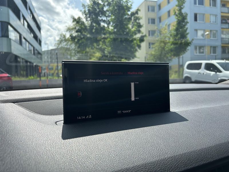 Audi SQ7 (2018) 4.0 biTDI V8 320 kW tiptronic - fotka 45 z 62