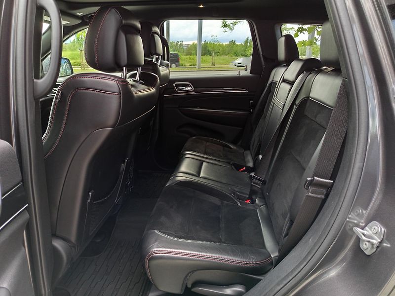 Jeep Grand Cherokee (2017) Trailhawk AWD, TZ 2 800 kg - fotka 9 z 24