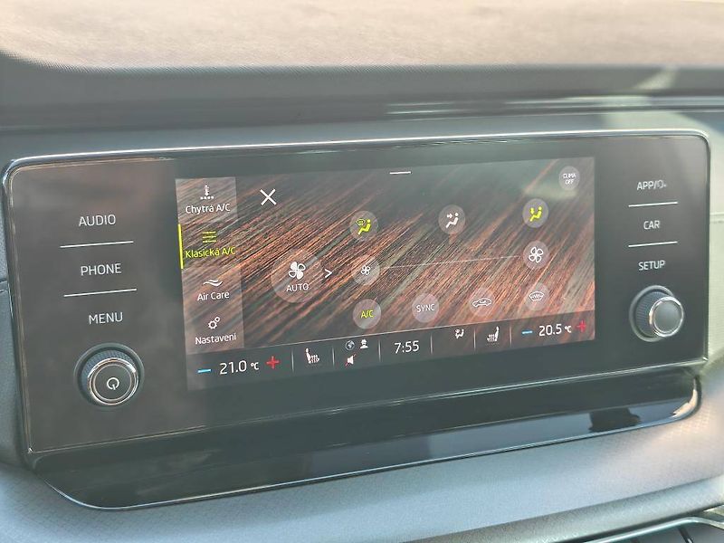 Škoda Octavia Ambition 6MP 2,0TDI - fotka 16 z 22