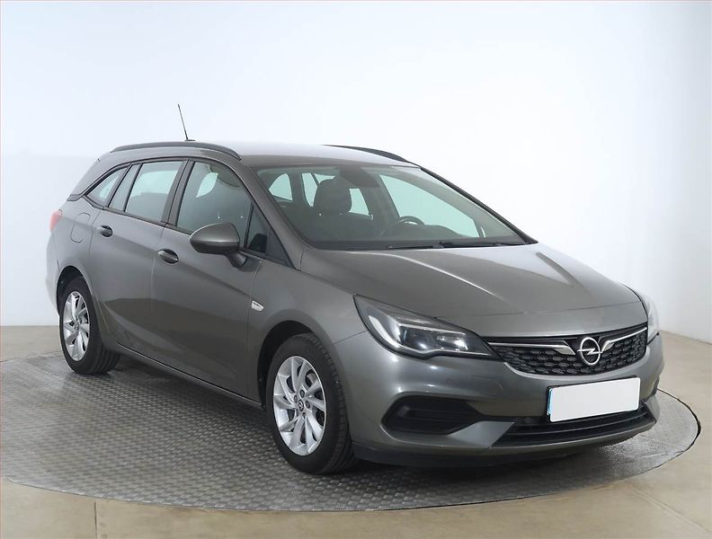 Opel Astra (2020) 1.5 CDTI, Tempomat - fotka 1 z 17