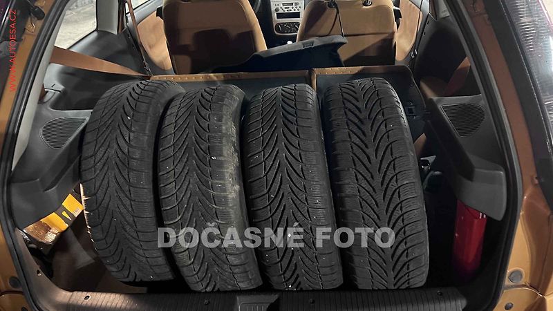 Opel Corsa (2004) 1.2 i 16V, ČR, Enjoy - fotka 4 z 4