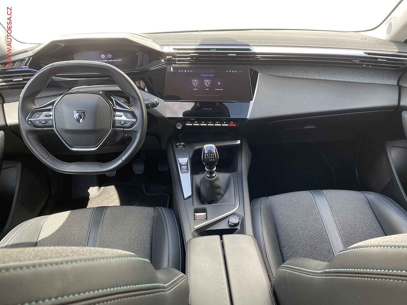 Peugeot 308 (2022) 1.5 HDi, Allure, LED, navi - fotka 8 z 18