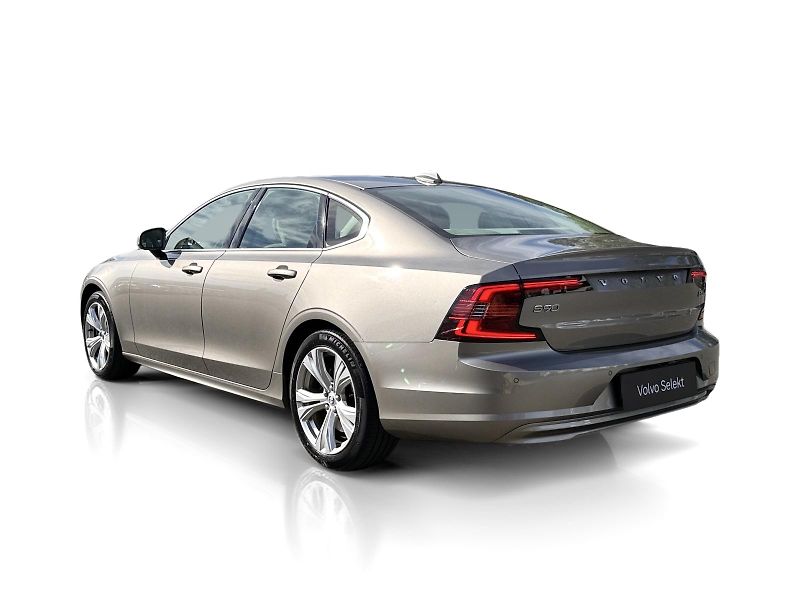 Volvo S90 B5 AWD (nafta) // tažné zaříz. - fotka 3 z 38